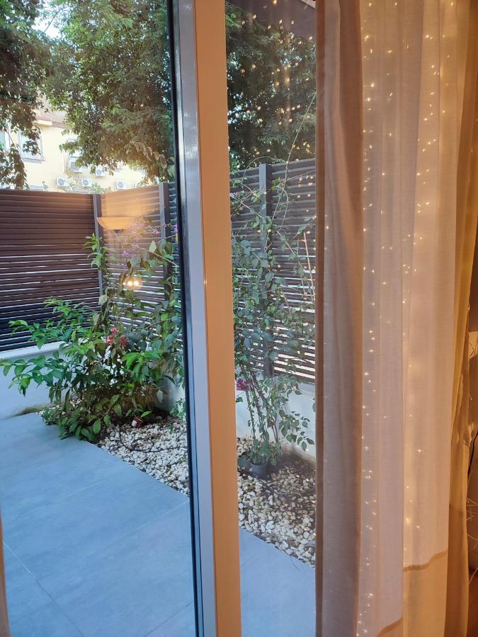 Bajo Luminoso En Barrio De Nervion Daire Sevilla Dış mekan fotoğraf